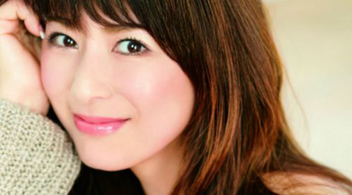 専門家も納得。奇跡の51歳･山田佳子の"氷水洗顔"を、美人に薦められたのでやってみた