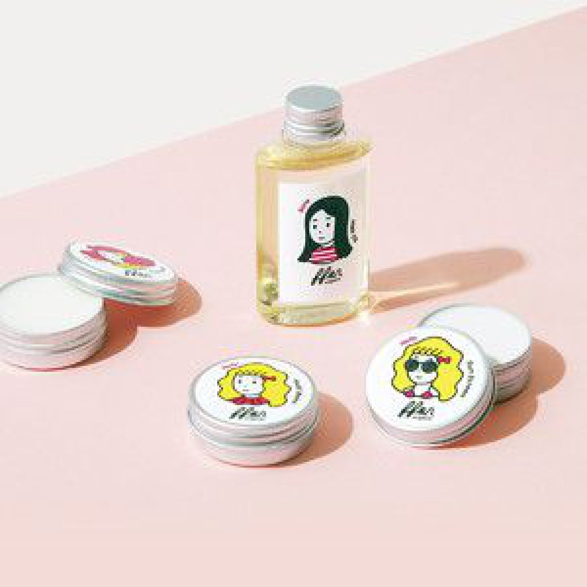 ヘアデザイナーとデザイナーが共同開発、ヘア&スキンケアブランド「フォン」始動