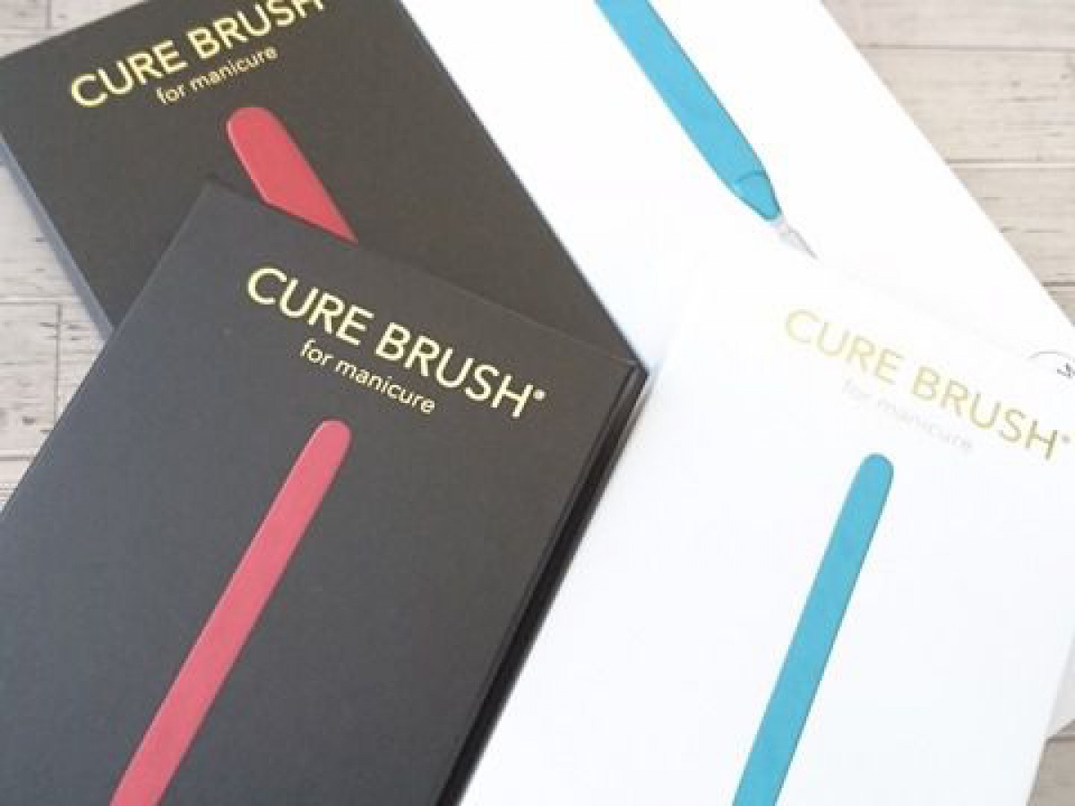 マニキュア専用ネイルブラシ cure brush