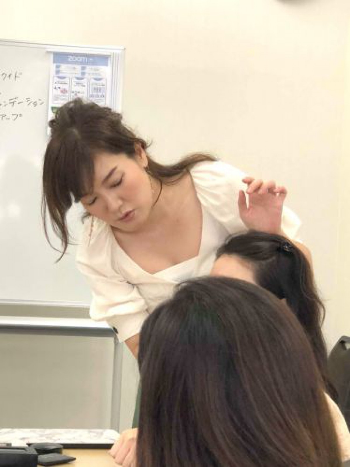 本当に崩れ方が違う!透明感が増す!美肌に見える!とのお声、多数です♡