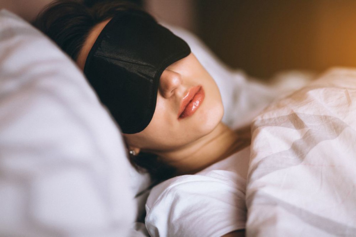 【皮膚科医監修】ニキビができる原因を部位ごとに解説。「睡眠時間」や「ホルモンバランス」は関係ある？