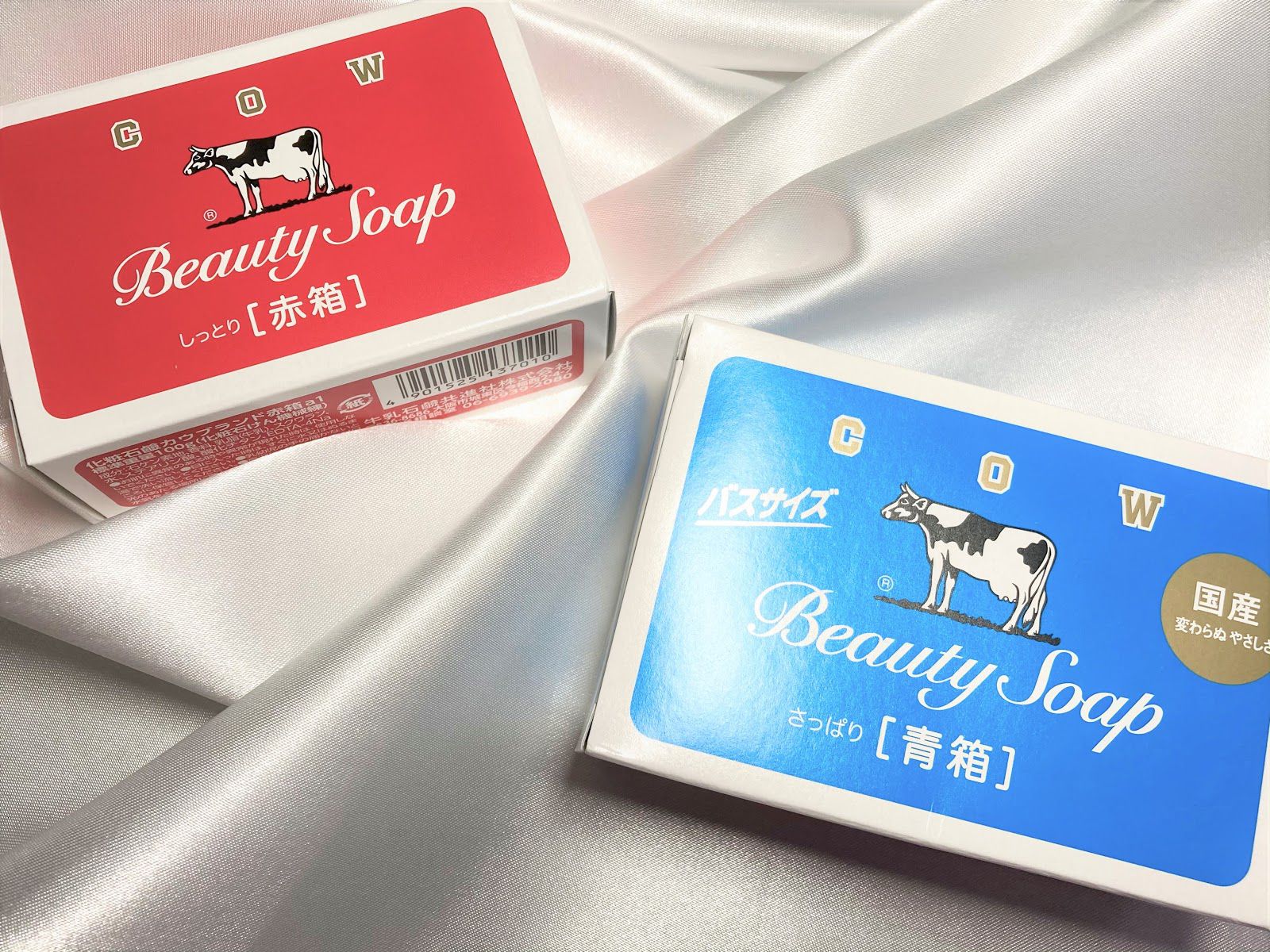 「牛乳石鹸」100円で洗顔はバッチリ。1年使って感じた赤箱と青箱の違い