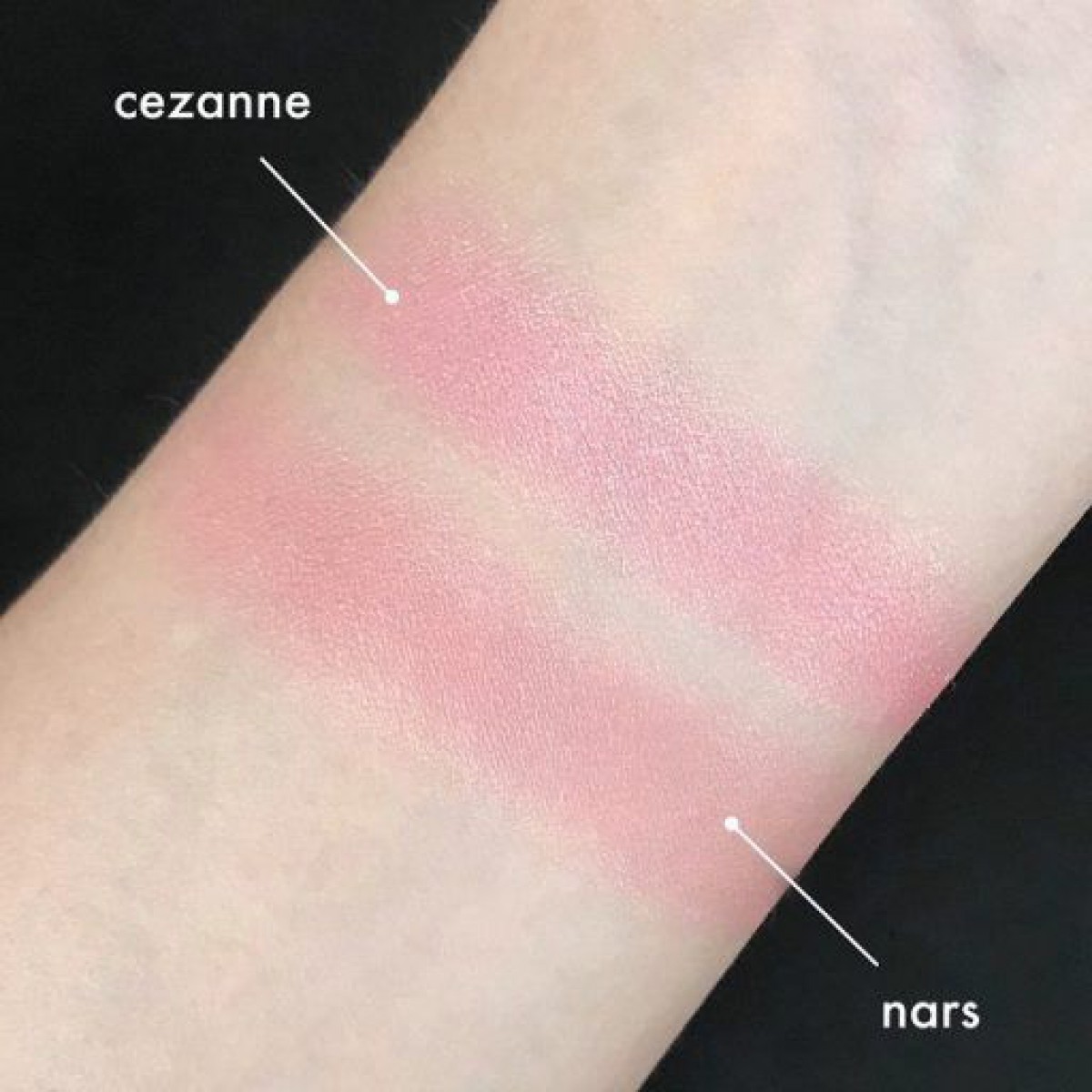 見た目に反して“大きな違い”が⁈【NARS&セザンヌ】そっくりチークの実力比較