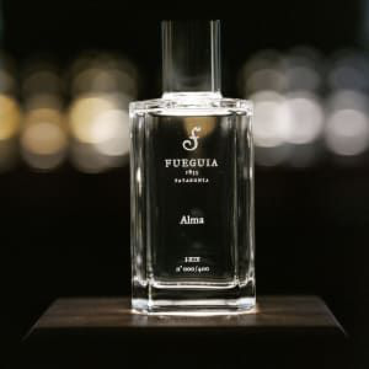 「フエギア 1833」が青春にインスピレーションを得た新作香水「アルマ」を発売