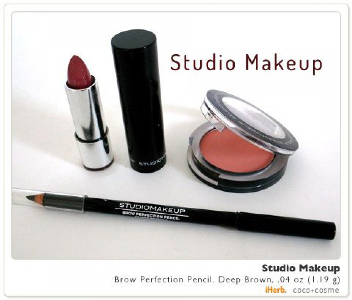 ★Studio Makeupのアイブロウ(まゆ毛書き)やわらかな芯で書き心地よくセンスよいカラー★Studio Makeup, Brow Perfection Pencil, Deep Brown, .04 oz (1.19 g)★